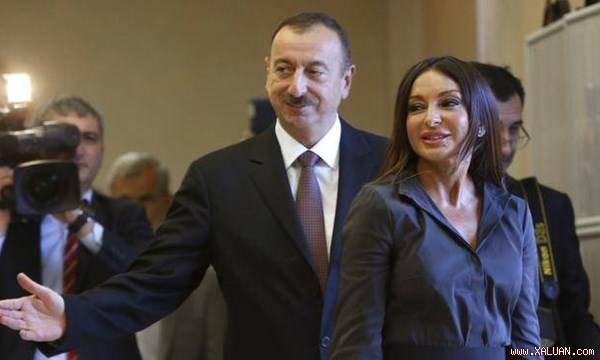 Vợ chồng tổng thống Aliyev
