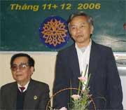 Nhà khoa học Vũ Thế Khanh tại một buổi hội thảo.