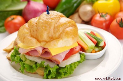 Những món không nên dùng ăn sáng