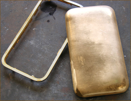 Cận cảnh iPhone đắt nhất thế giới - 1