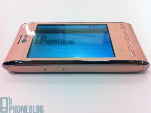 LG-Optimus-GT540-hong.jpg