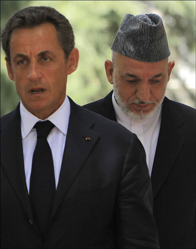 Liệu ông N. Sarkozy (trước) có thực sự quay lưng vớingười đồng cấp Afganistan H.Karzai?
