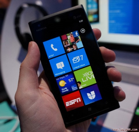 Nokia Lumia 910 với máy ảnh 12 "chấm" lộ diện shopping entertainments