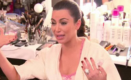Kim Kardashian đã khóc tức tưởi trong tập mới nhất của show truyền hình thực tế Kourtney & Kim Take New York