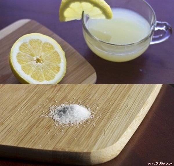  Hỗn hợp chanh và muối biển giúp loại bỏ mụn đầu đen hiệu quả