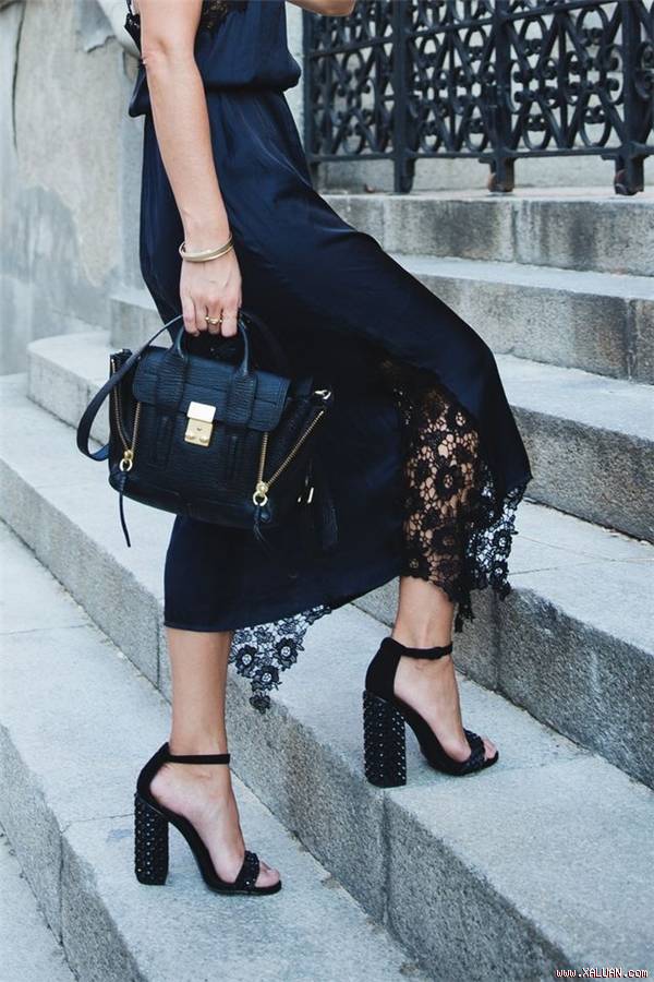 7 kiểu giày đang là hot trend bạn sẽ gặp khắp nơi mùa thu này