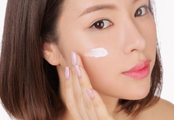 Công thức dưỡng da mà cô nàng công sở nào cũng phải biết